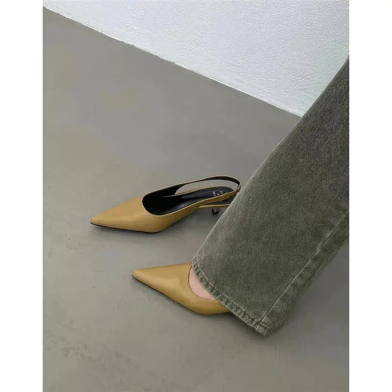 Calma Divine Kitten Heels