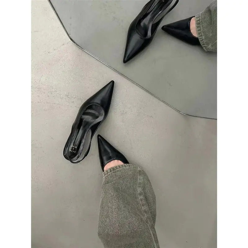 Calma Divine Kitten Heels